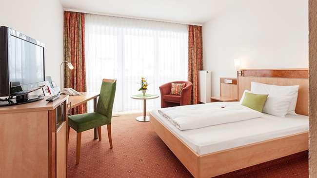 Hotel Zeller'S Quartier Königsbrunn Camera foto